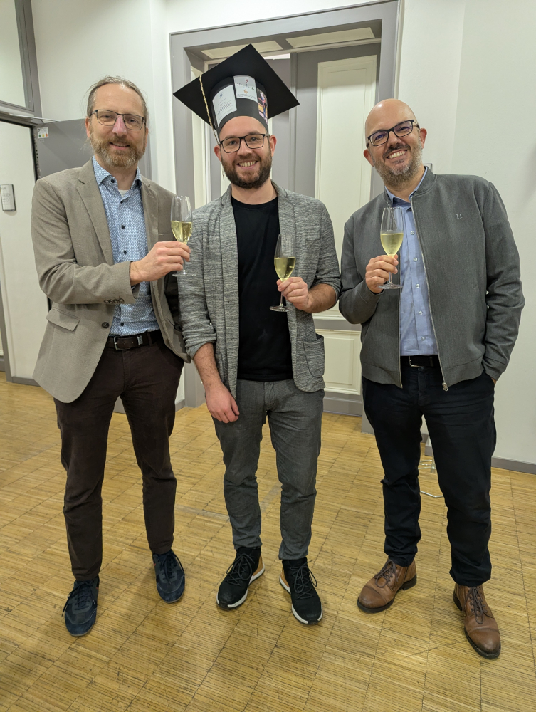 Florian Rupp defended his doctoral thesis.